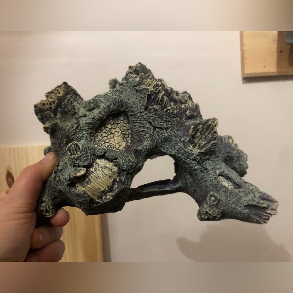 Reptile Faux Tree Hide